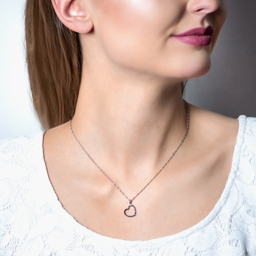 Zawieszka serce Savicki: białe złoto, czarne diamenty